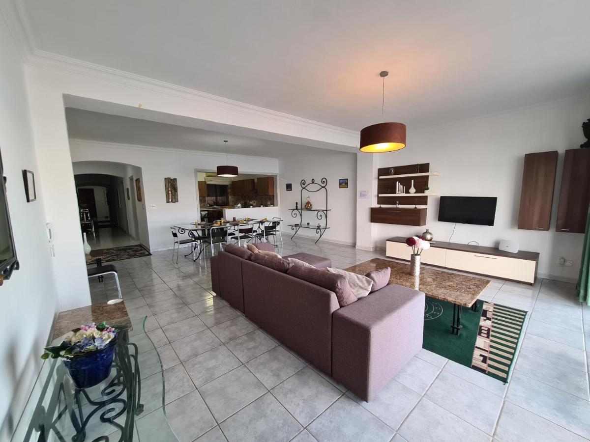 Spacious Seafront Apt Next To Sliema-Valeta Ferry Екстер'єр фото